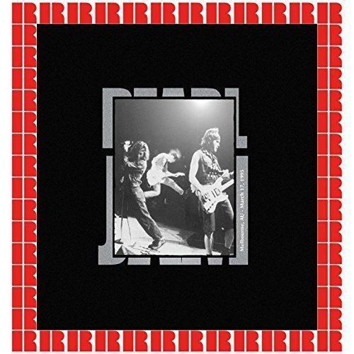 Pearl Jam - Melbourne Park, Australia, March 17th, 1995 (2017)