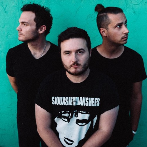 Strawberry Girls - French Ghetto (2025 Redux) (2025) 320|FLAC